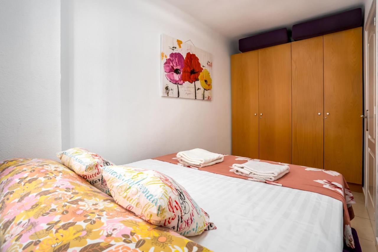 Apartamento Welcs Emp 018 Con Terraza Frente Al Mar Appartement Empuriabrava Buitenkant foto